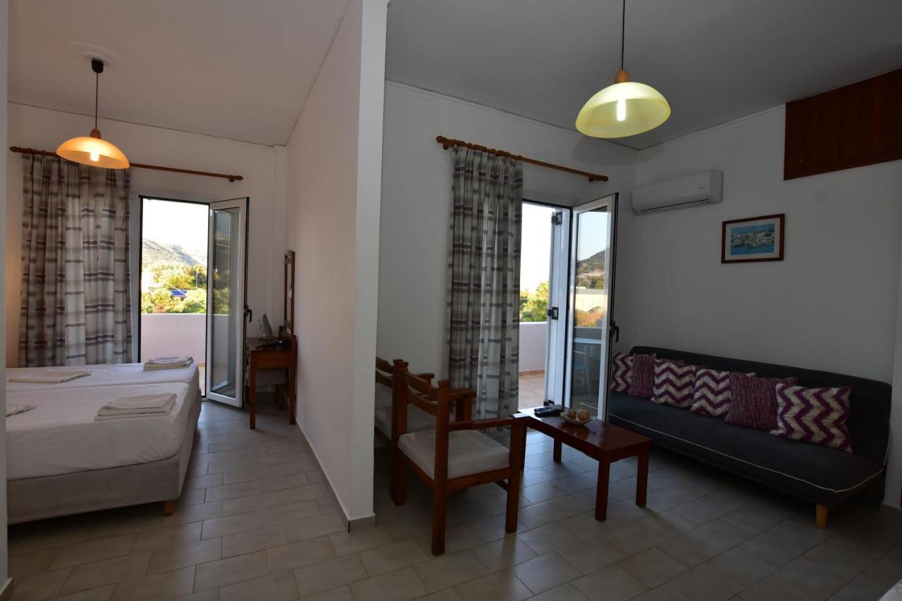 Morpheas Rooms Paleochora Exterior foto
